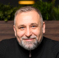 Dr. Carlos Mendes
